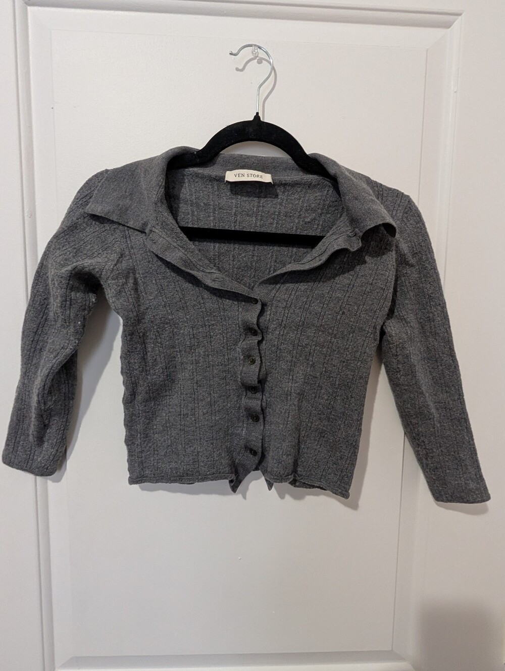 Ven Store Wool Gray Ribbed Button-Down Crop Shirt